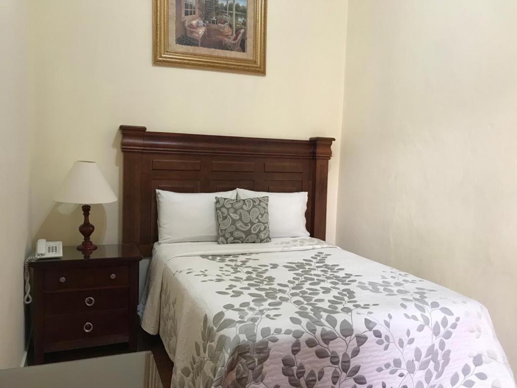 Hotel Casona Misiones Queretaro Bagian luar foto