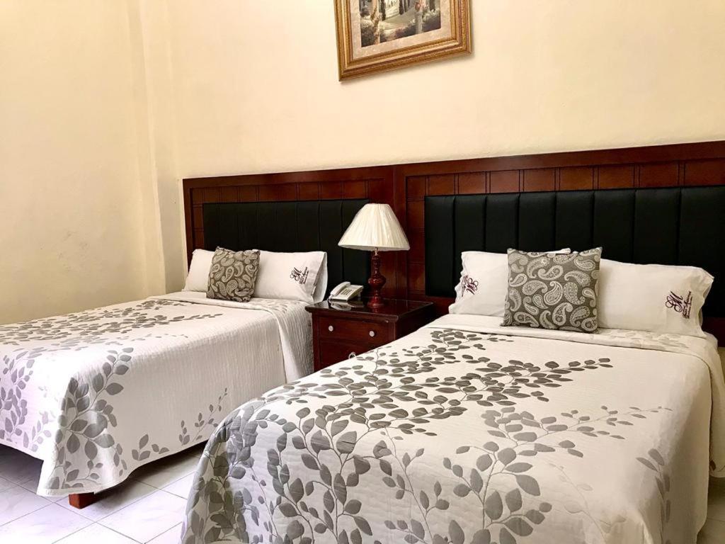 Hotel Casona Misiones Queretaro Bagian luar foto