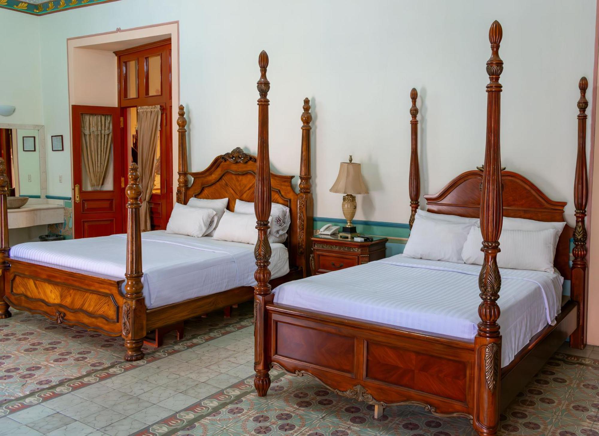 Hotel Casona Misiones Queretaro Bagian luar foto